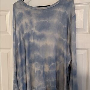Blue Tie-Dye Women's Top and pants nightgown